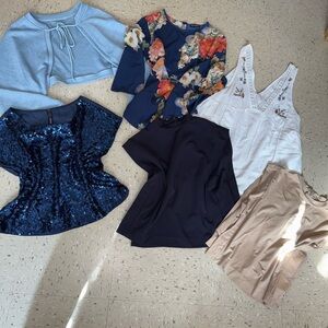 Women tops bundle lot size L/XL